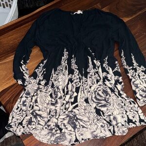 Billabong Black and White Floral dress